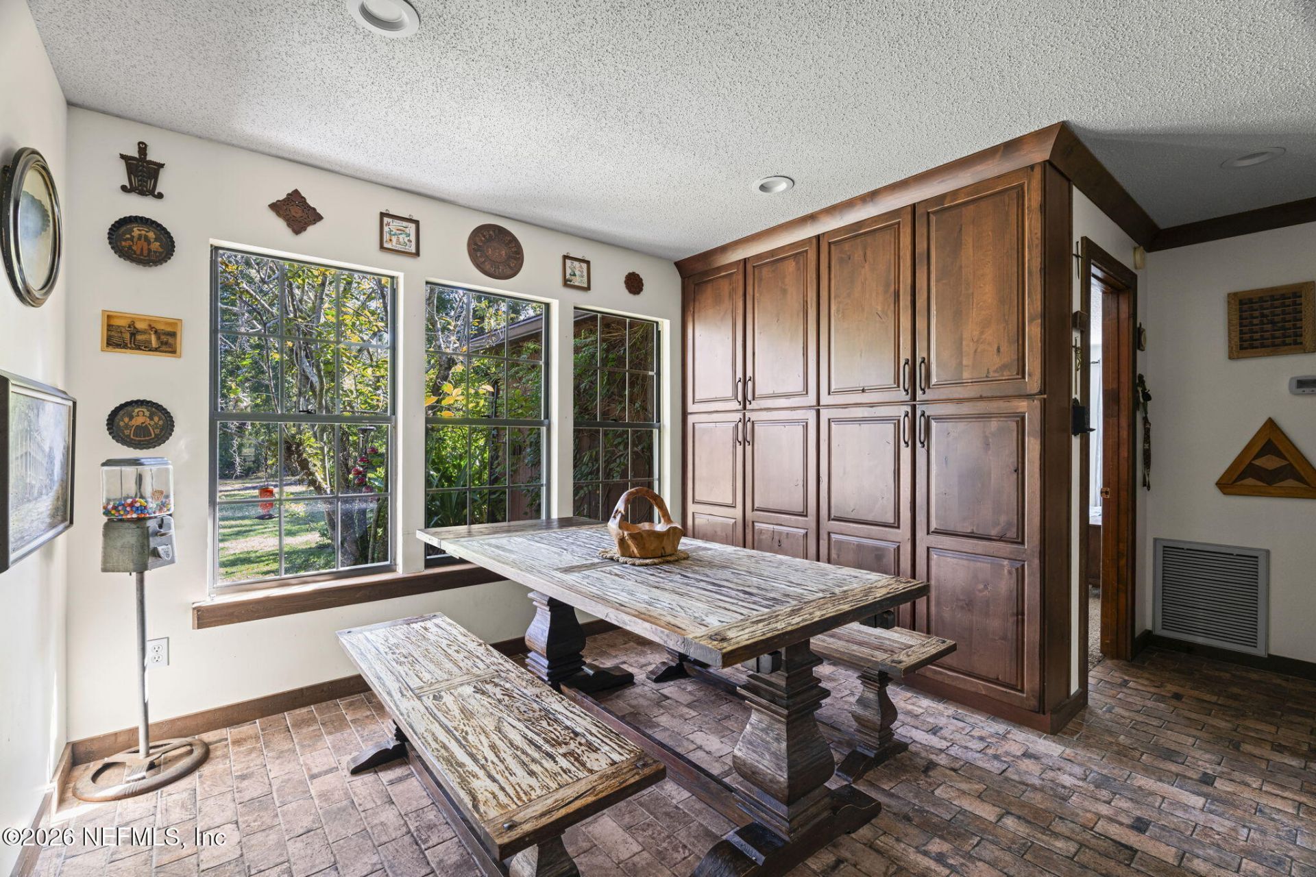 2411 Us Highway 301, Jacksonville, FL 32234 Photo