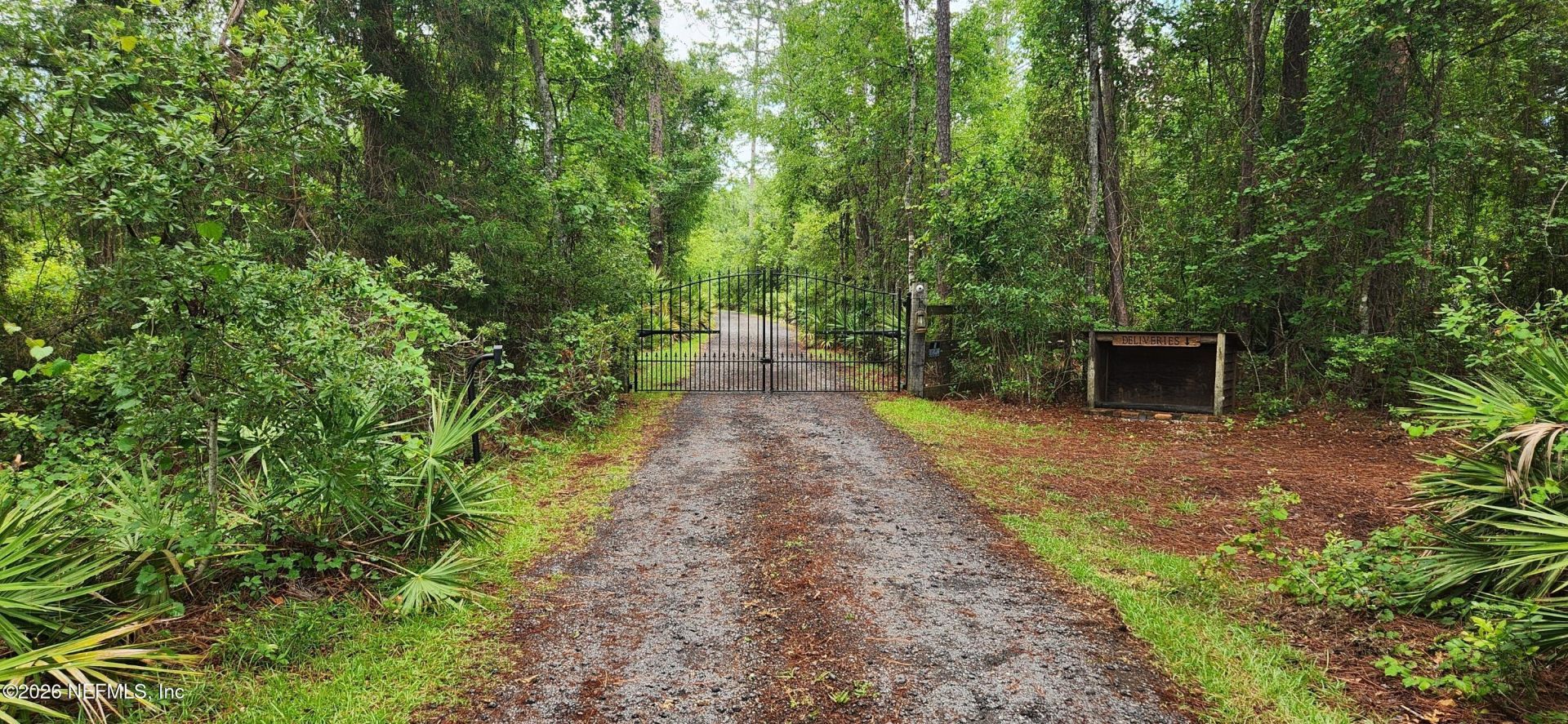 2411 Us Highway 301, Jacksonville, FL 32234 Photo
