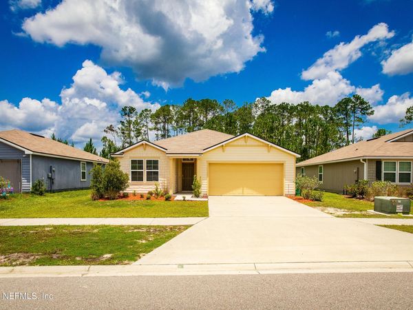70021 MISTY LAKE Court, Yulee, FL 32097