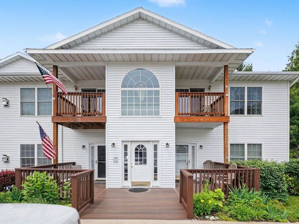 1025 Lincoln E, East Tawas, MI 48730