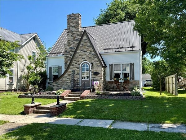 105 E Union Avenue, West Lafayette, OH 43845