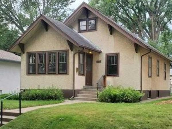 3739 Oliver Avenue N, Minneapolis, MN 55412