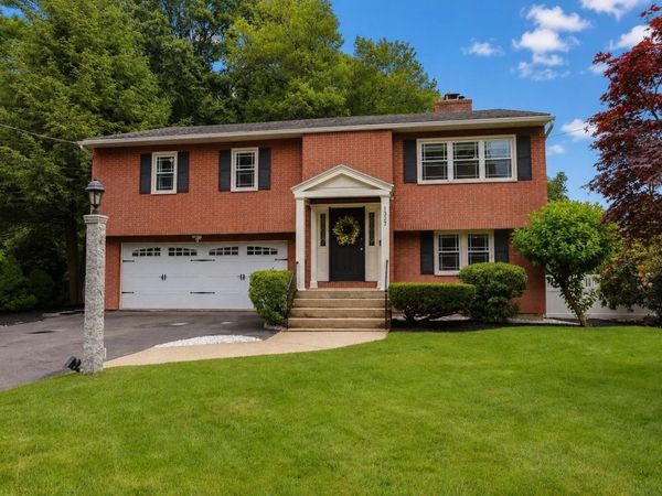 1327 Beech Street, Manchester, NH 03104