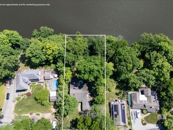 904 E End Rd, Stillwater, NJ 07860