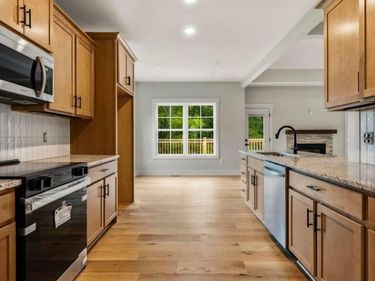 118 Karakal Drive , Glasgow, KY 42141