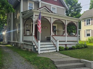 17 Geneva Street, Bath, NY 14810