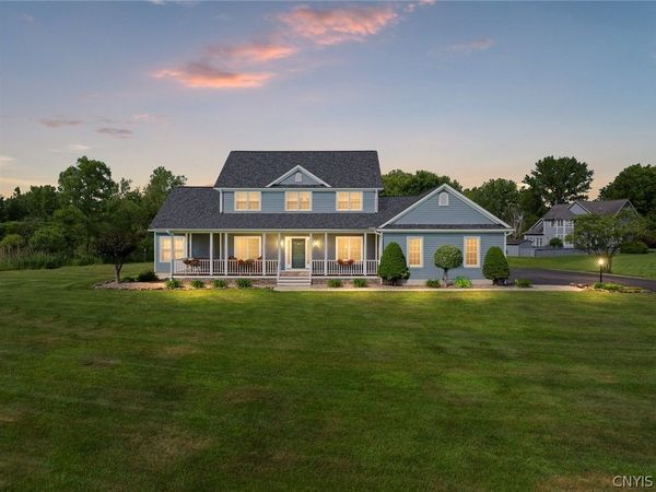 8641 Emerald Circle S, Rome, NY 13440