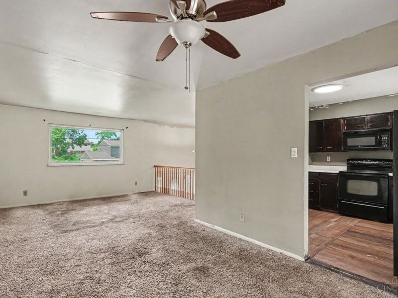 2476 Ambassador Drive, Colerain Township, OH 45231 Photo 8