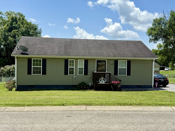 115 Nutmeg Dr , Shelbyville, TN 37160