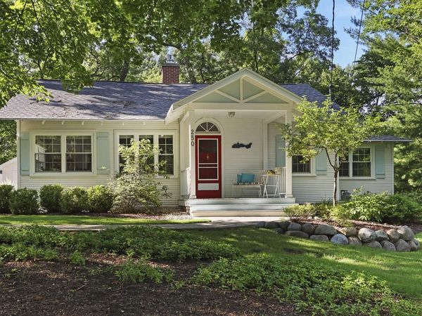 250 Waubun DRIVE, Fontana, WI 53125