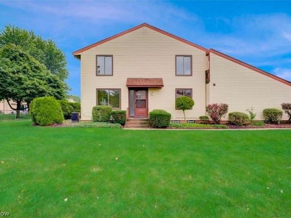 32663 Jefferson Drive , Unit 63, Solon, OH 44139
