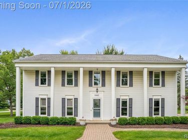 5441 Langlewood Drive, West Bloomfield Twp, MI 48322