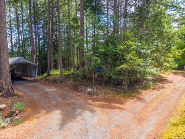 4611 Mate Rd , Pender Island, BC V0N 2M0