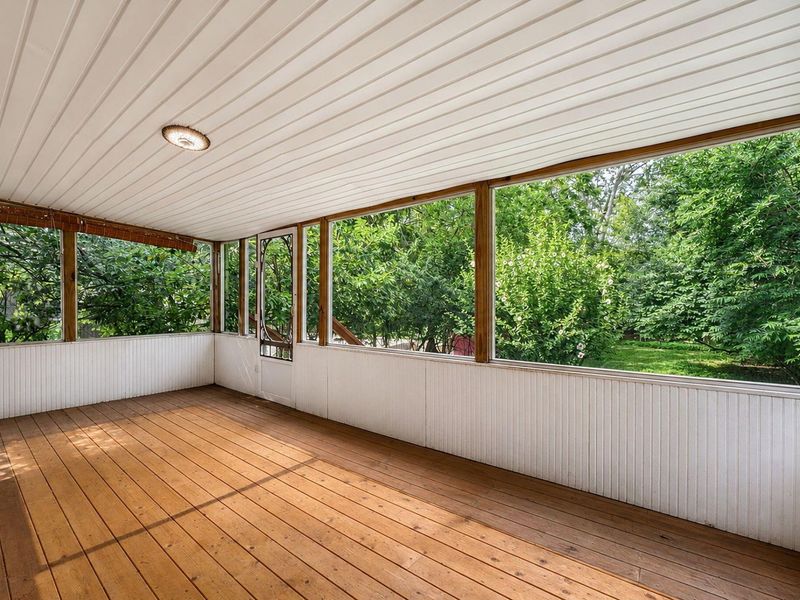 100 E Kanawha Avenue, Columbus, OH 43214 Photo 35