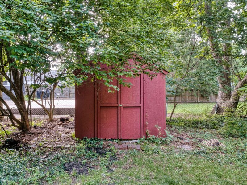 100 E Kanawha Avenue, Columbus, OH 43214 Photo 44