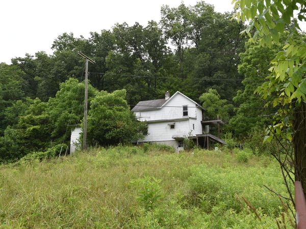 10989 Frasure Helber Road , Logan, OH 43138
