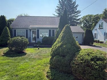 119 Rockland Drive, Syracuse, NY 13212