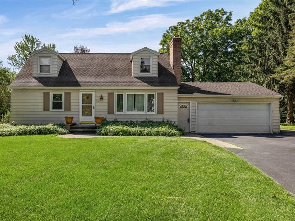 332 Galahad Drive, Rochester, NY 14623
