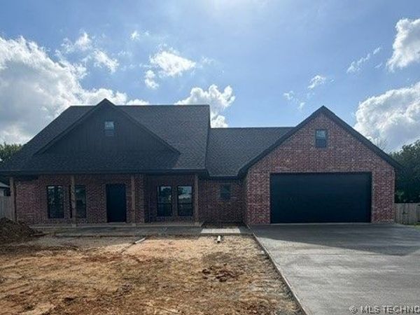 1819 St. Bernard Lane , Durant, OK 74701