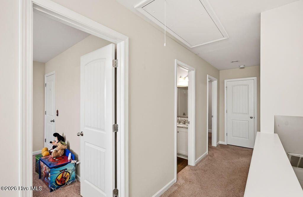 322 Anmore Court Photo 34