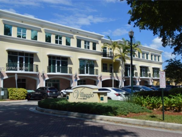 Unit 200-B, Miami Lakes, FL 33014