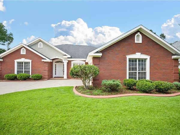 8849 Augusta Court, Mobile, AL 36695