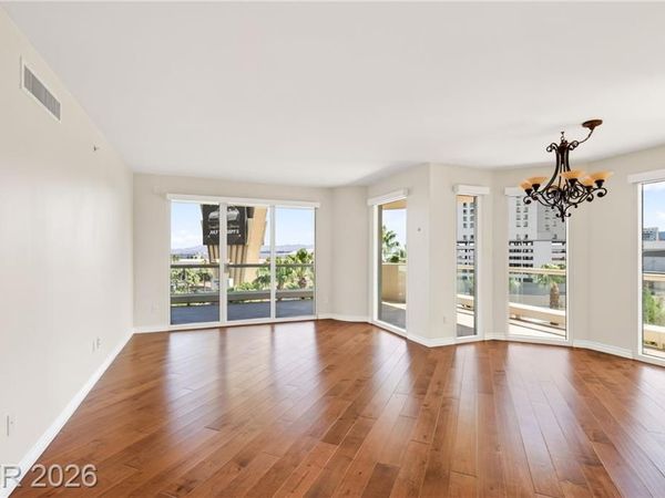 2857 Paradise Road, Unit 505, Las Vegas, NV 89109
