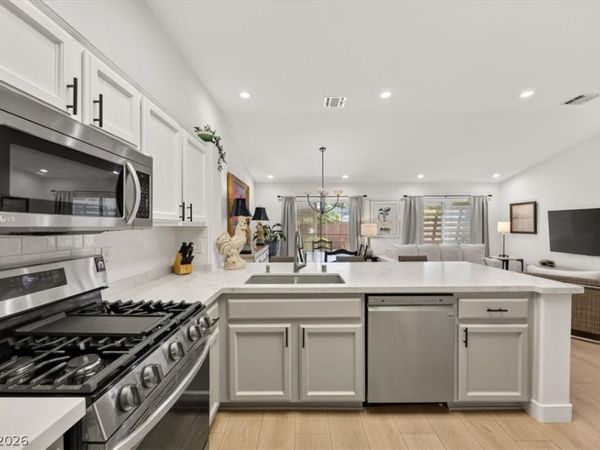 2013 Joy View Lane, Henderson, NV 89012