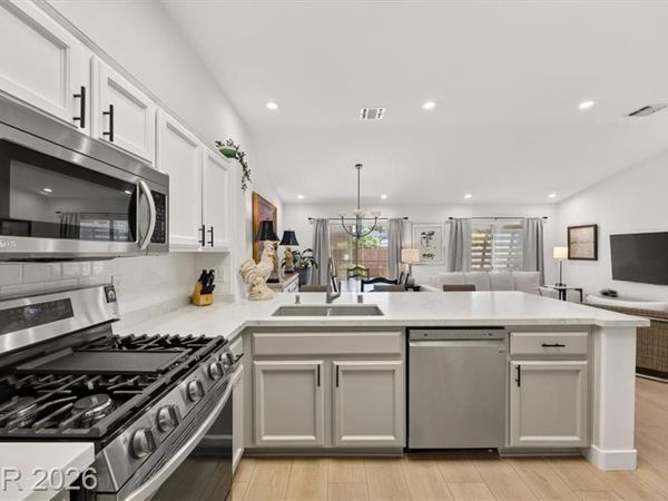 2013 Joy View Lane, Henderson, NV 89012