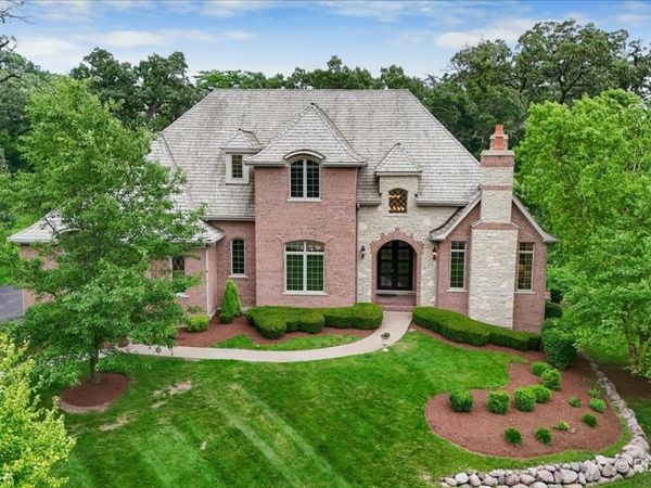 117 W North Wynstone Drive , North Barrington, IL 60010