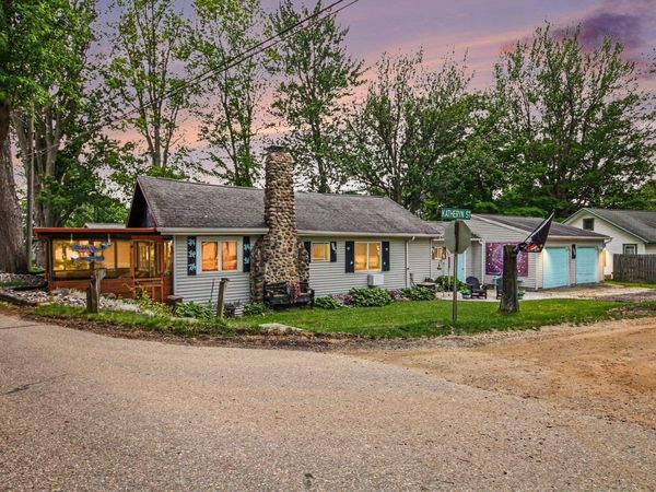 2100 Strait Tow Boulevard, Crystal, MI 48818