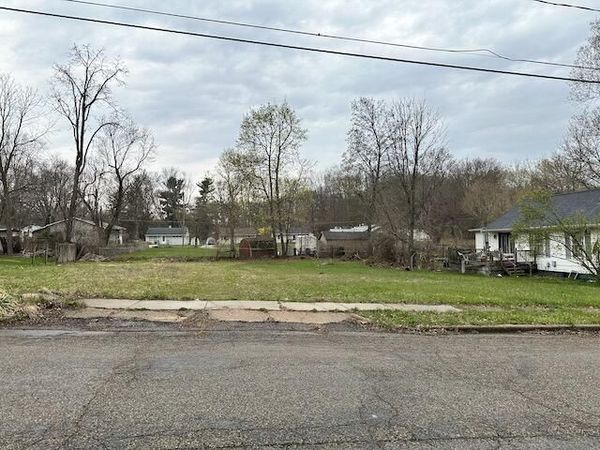 19 Ridge Street, Battle Creek, MI 49037