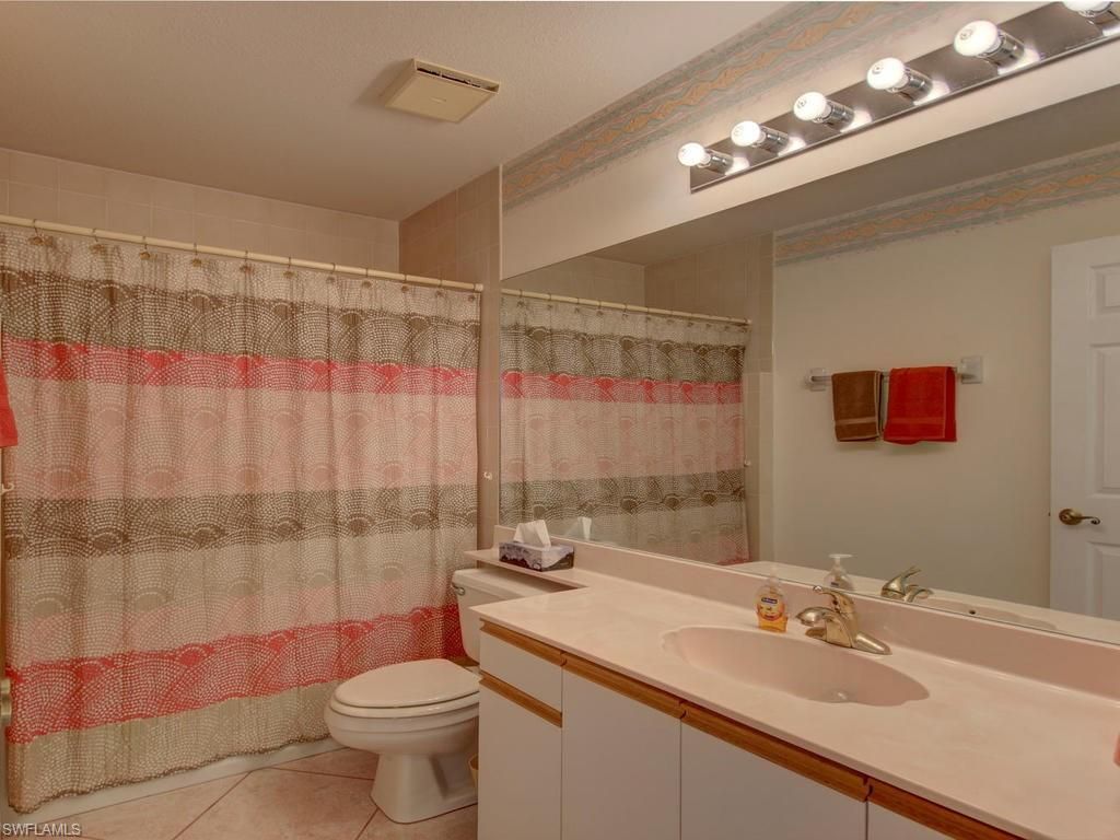 2462 Hidden Lake Dr , Unit 208, Naples, FL 34112 Photo
