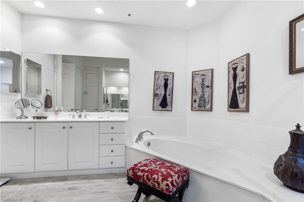 9079 Cascada Way, Unit 102, Naples, FL 34114 Photo