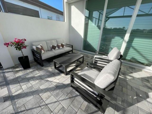 3725 Sapphire Cove Cir E, Naples, FL 34114 Photo