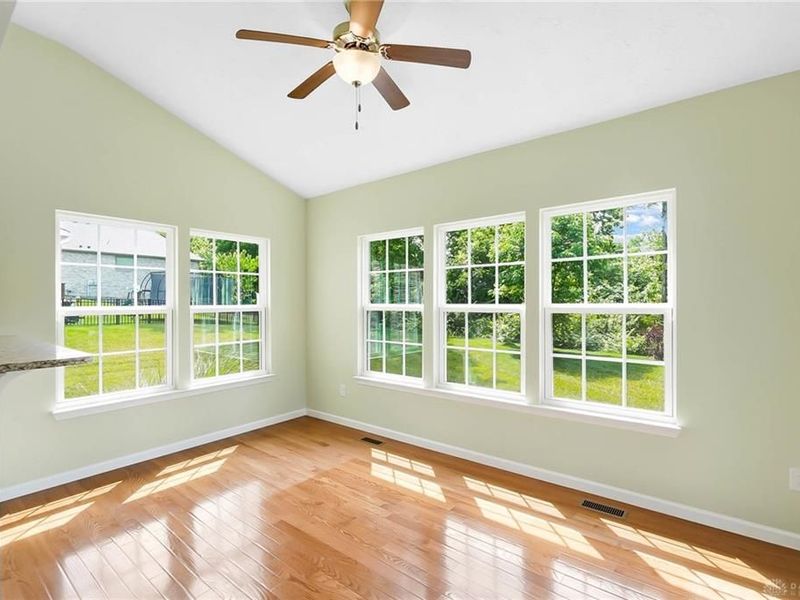2500 Saint Anne Way, Dayton, OH 45458 Photo 19
