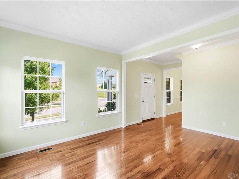 2500 Saint Anne Way, Dayton, OH 45458 Photo 24
