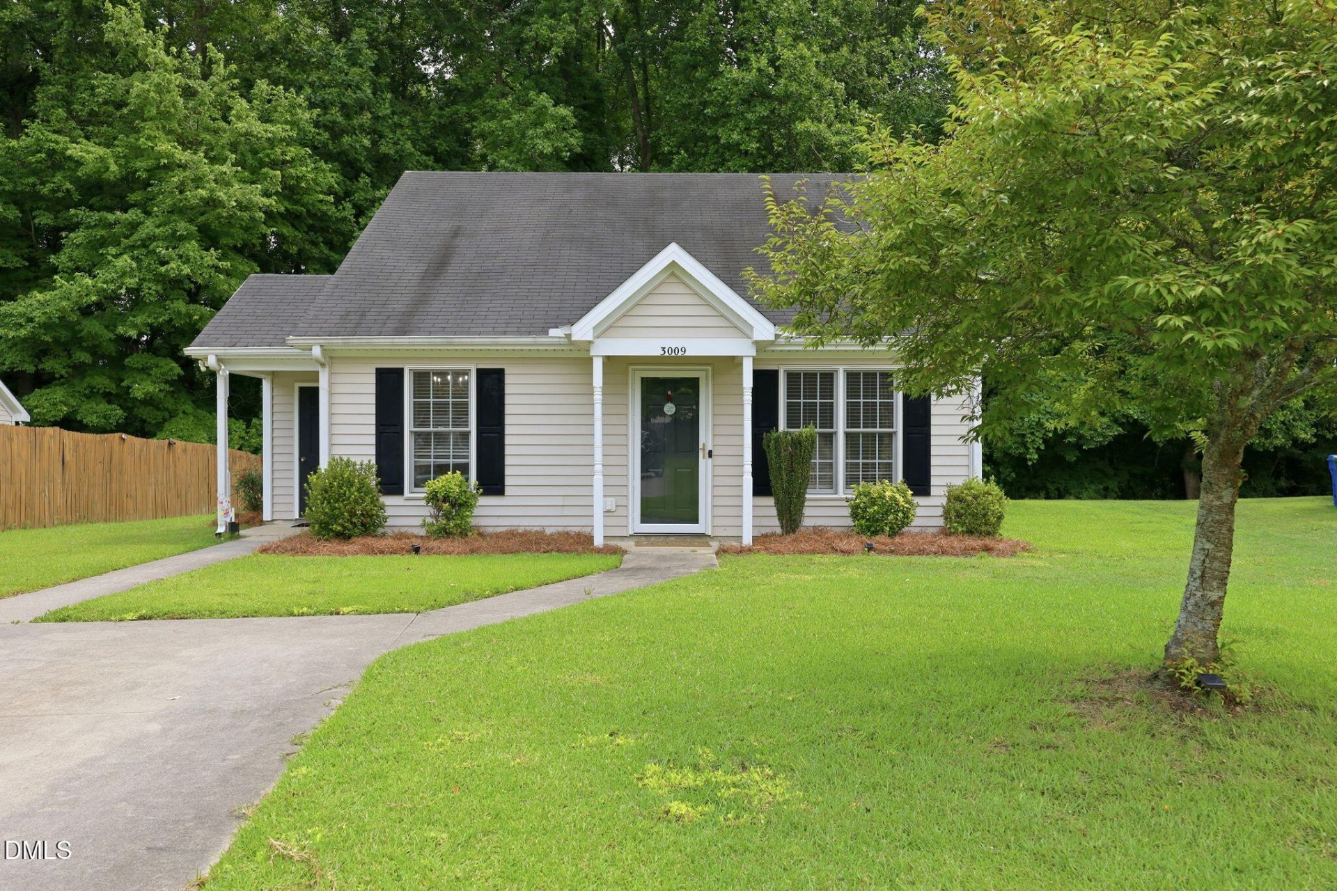 3009 Opal Court Sw, Wilson, NC 27893 Main Photo
