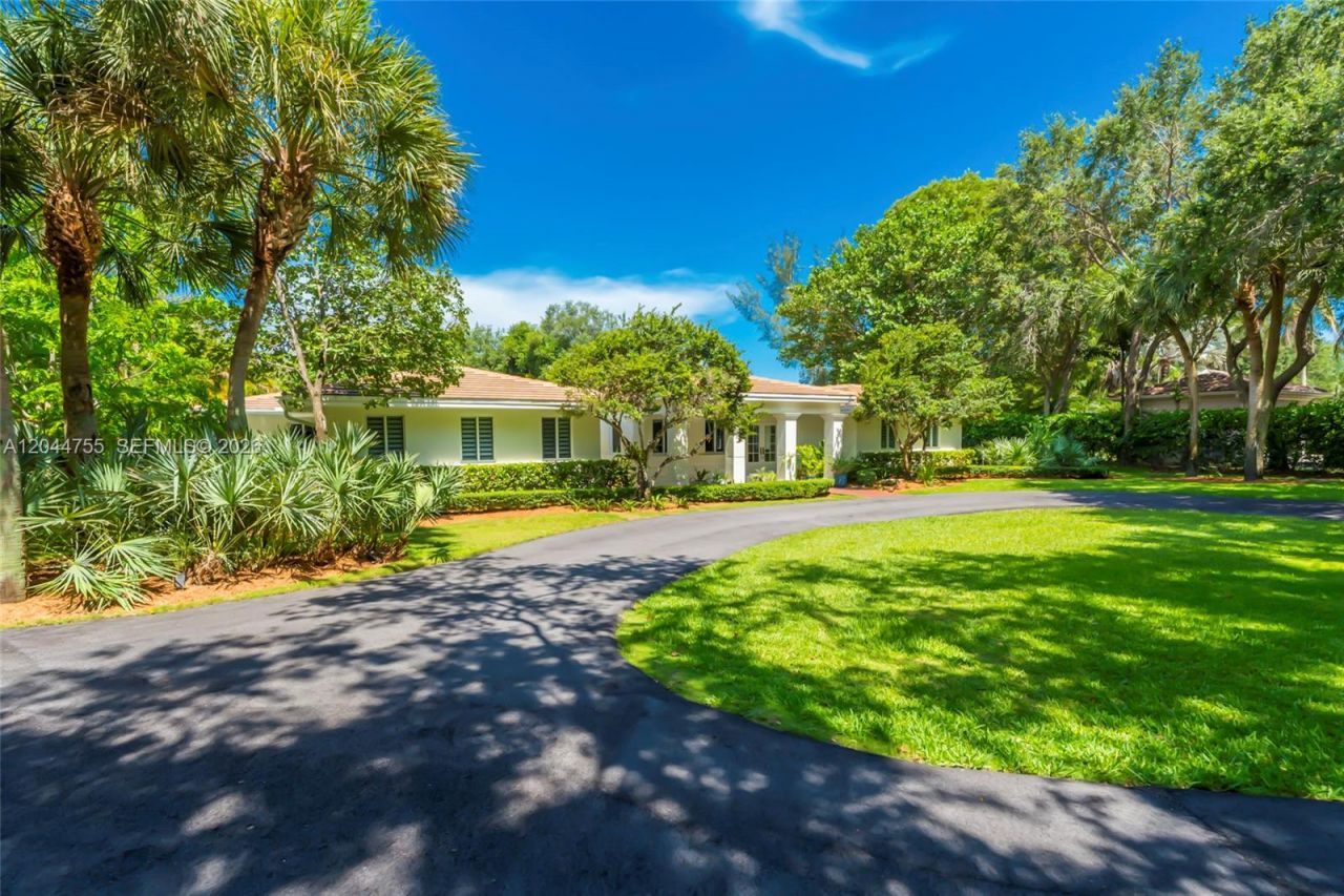 12121 SW 64th Ave , Pinecrest, FL 33156 Photo