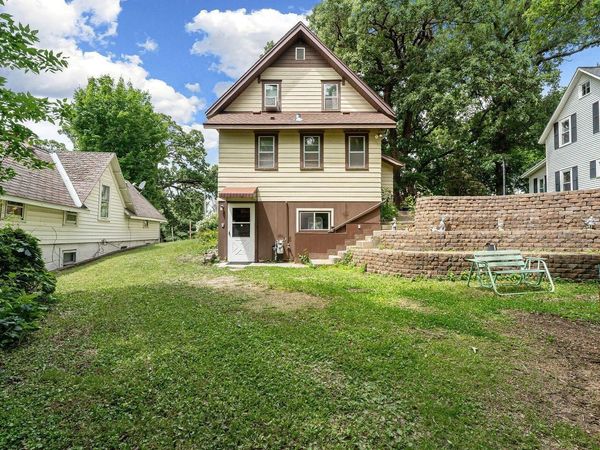 201 Hillcrest Drive, Waterville, MN 56096