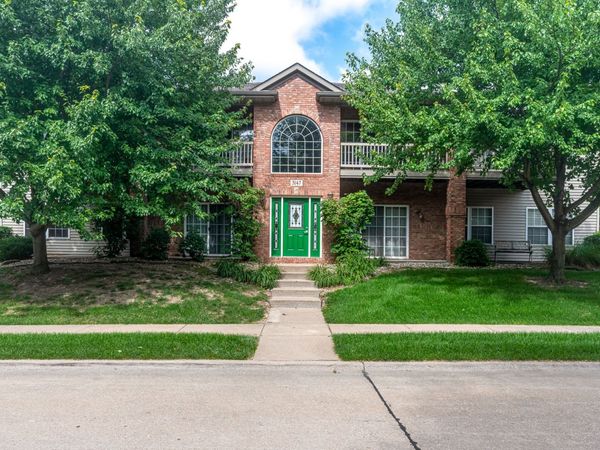 3147 4th Street , Unit 160, Moline, IL 61265
