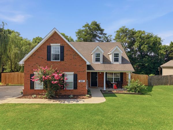 3317 Cornerstone Dr , Murfreesboro, TN 37128