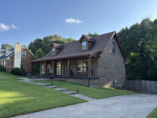 1028 Foxmoor Dr , Clarksville, TN 37042