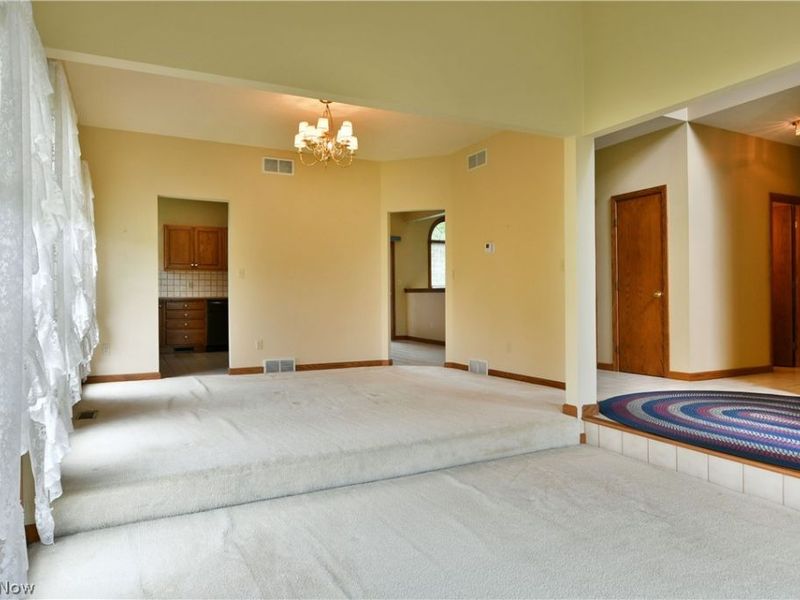 7581 Brookstone Place, Poland, OH 44514 Photo 10