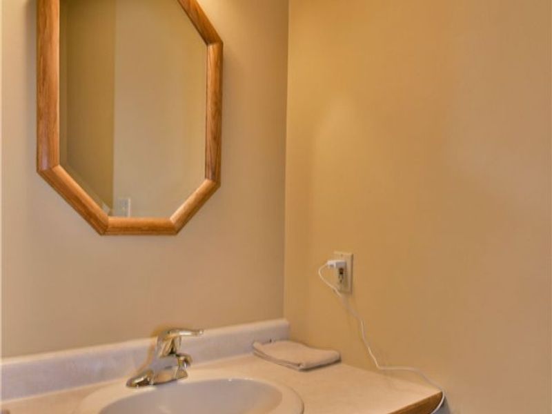 7581 Brookstone Place, Poland, OH 44514 Photo 16