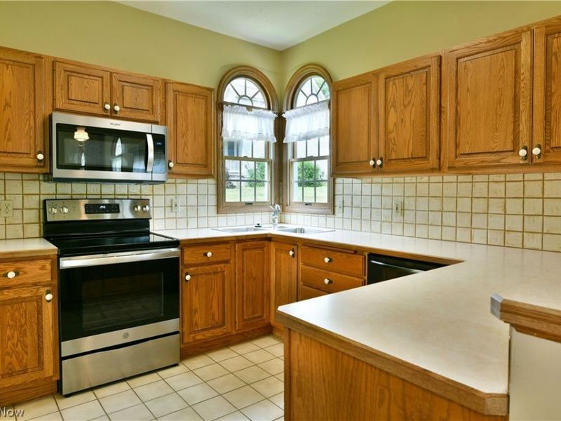 7581 Brookstone Place, Poland, OH 44514 Photo 23