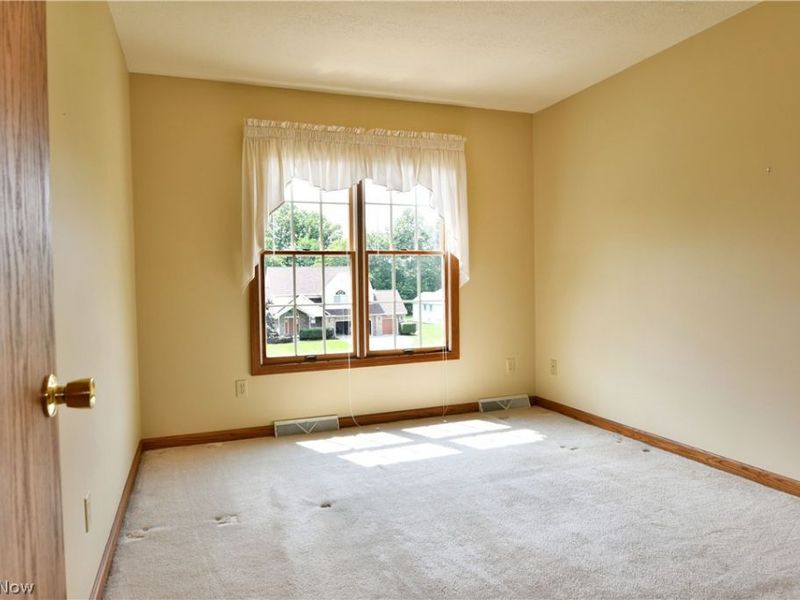 7581 Brookstone Place, Poland, OH 44514 Photo 42