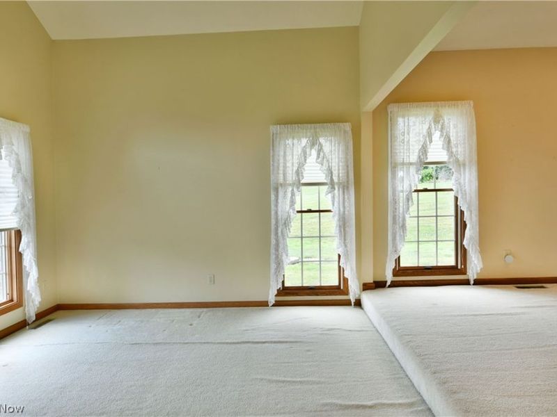 7581 Brookstone Place, Poland, OH 44514 Photo 9