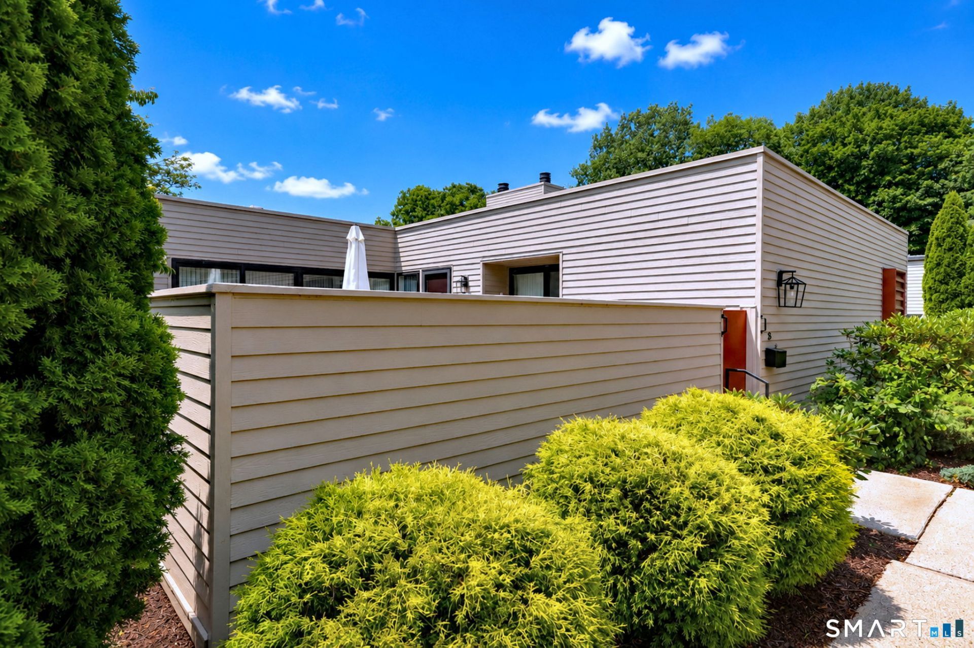 25 Charlton Hill, Unit 25, Hamden, CT 06518 Main Photo