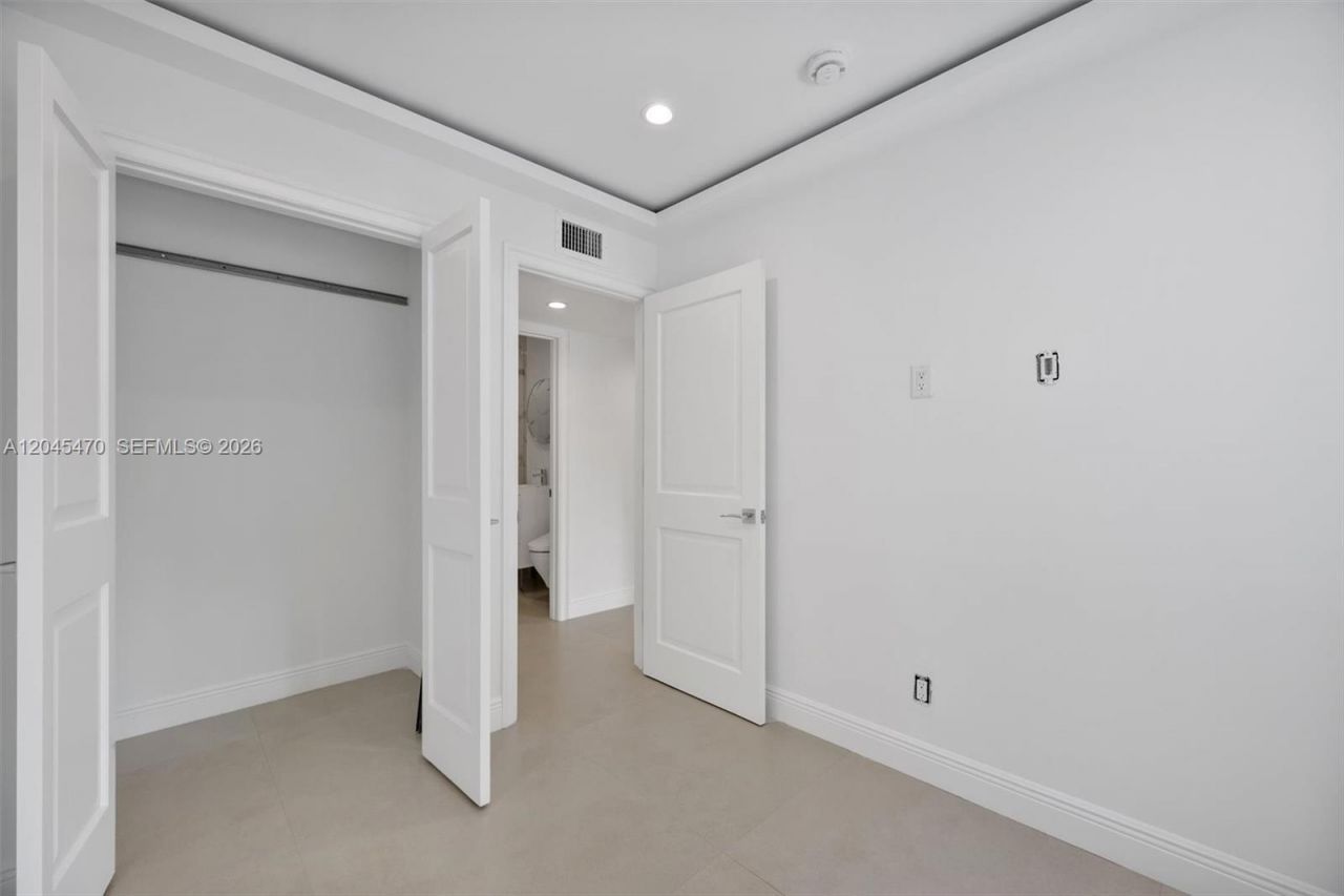 6667 Miller Dr, Unit 14, South Miami, FL 33155 Photo